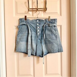 American Eagle denim mom shorts
